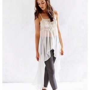 NWT Lillian High Low Lace Sheer Top